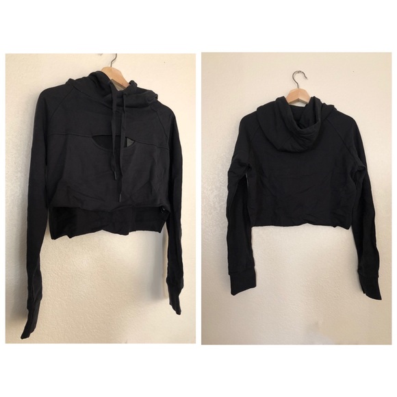 🆕 Stella Cropped Hoodie - Picture 6 of 6